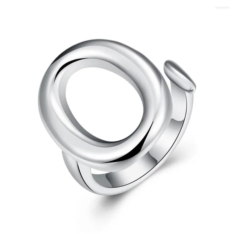 Rings de cluster O anel de prata de 925 Sterling aberto em forma de O com tamanho ajustável pode ser usado para banquetes de casamento femininos