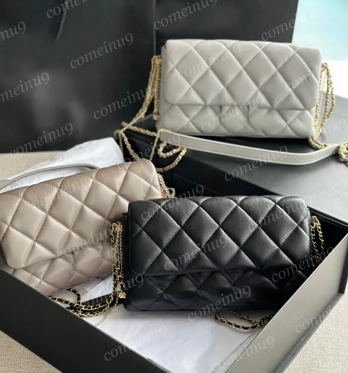 PEARL TOP HANDLE BAG 25 IN BLACK LAMBSKIN GOLD HARDWARE