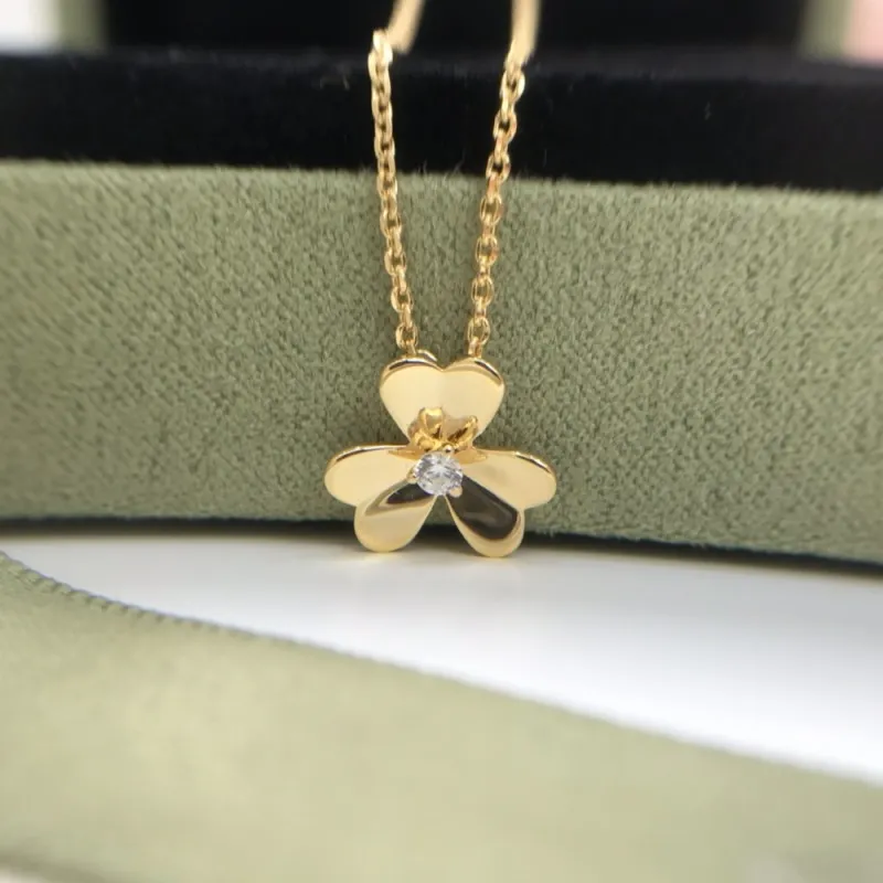 Collar de tr￩bol de cuatro hojas Conjunto de joyer￭a de dise￱ador de joyas de frivolias Collar colgante de brazalete Parrito de oro Silver Mother of Pearl Green Flower