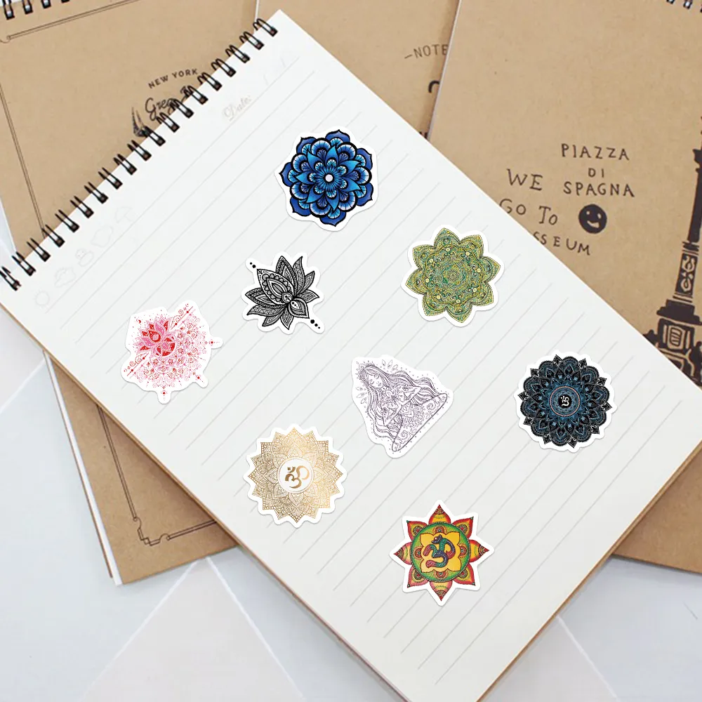 60 st Pretty Mandala Flower Sticker Buddhism Yoga Graffiti Stickers för DIY Bagage Laptop Skateboard Motorcykel Cykel Stickers