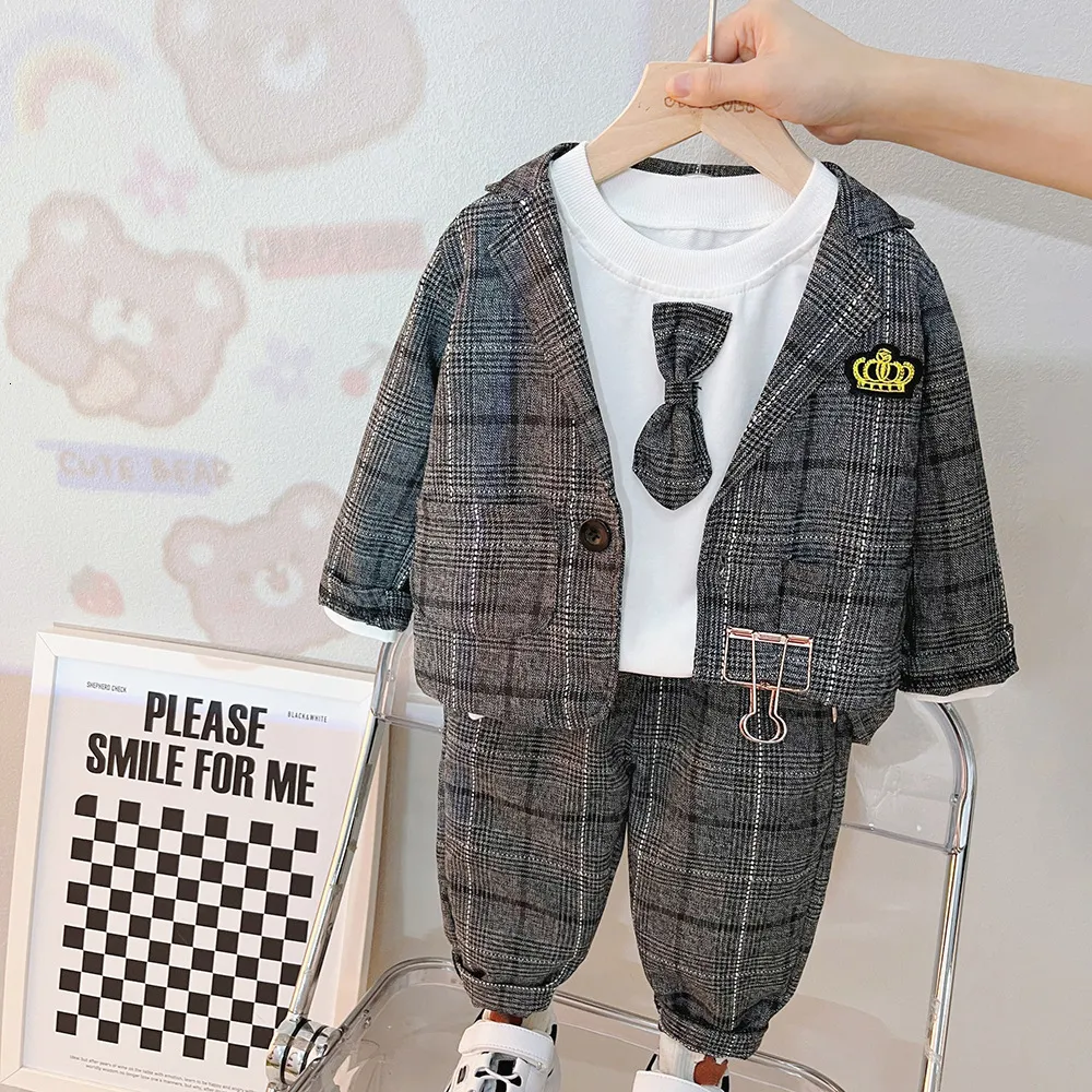 Roupas conjuntos de roupas de moda de menino terno formal de traje de cavalheiro infantil Jaqueta de camisa de manga comprida e outono de 3 peças 0-4 sim 221203