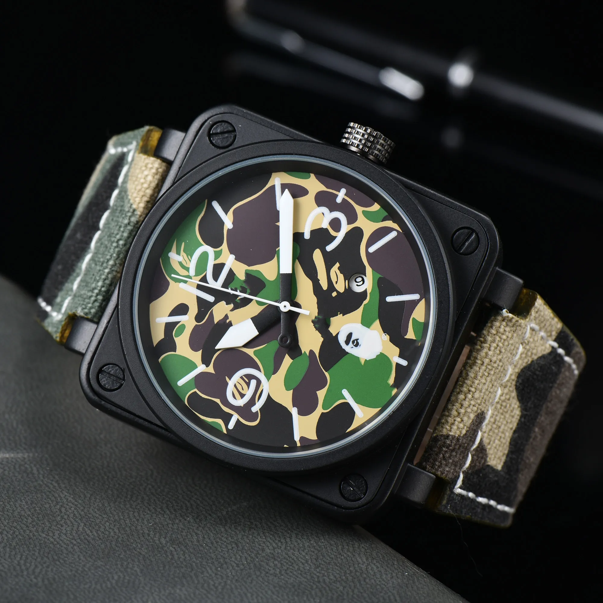 Quartz sportif masculin Ross Watch Square Personnalité Camouflage Camouflage Dial Imperproofroprower World Time Ultra-Thin Br Watch Series Nylon Belt