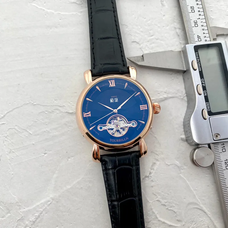 Модные роскошные мужчины смотрят турбиллинские бизнес -дизайнерские марки дизайнерские часы подлинные кожа