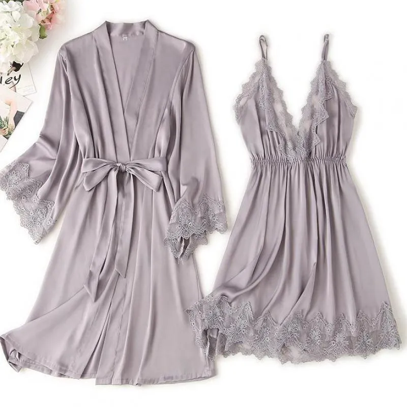 Ropa para el hogar Adorno de encaje Sexy Wedding Lady Robe Traje Suelto Satén Novia Dama de honor Kimono Albornoz Vestido Mini ropa de dormir Rayon Lencería íntima 221202