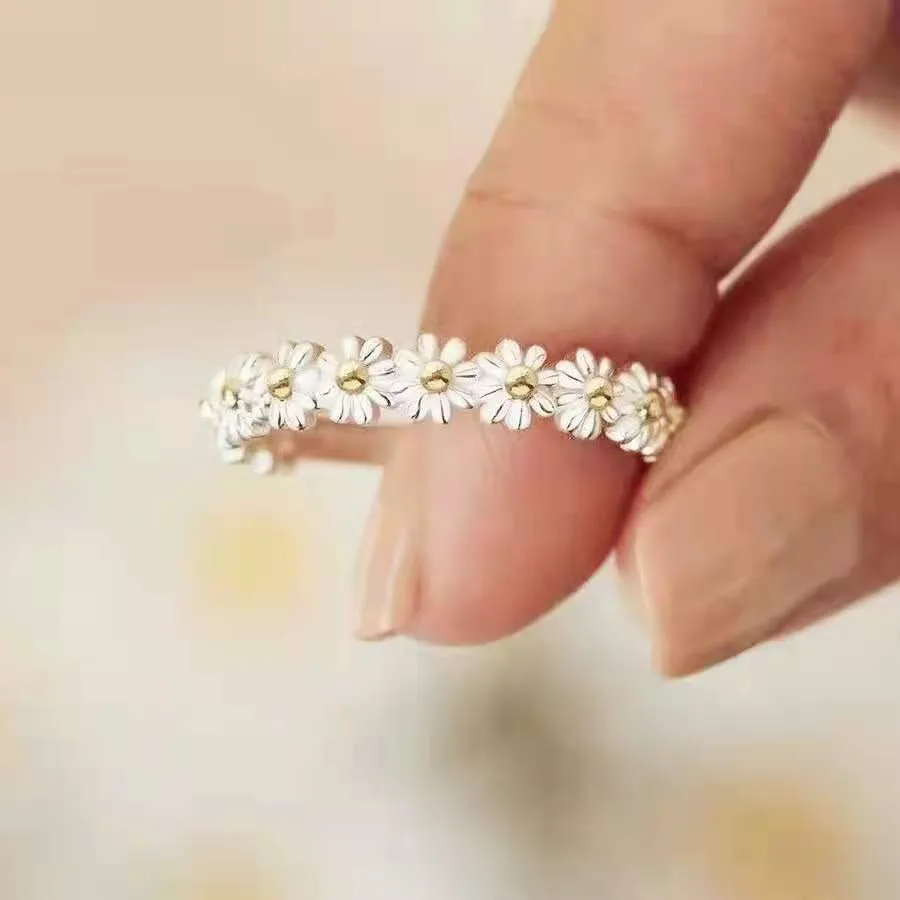 New Arrival Vintage Style Daisy Flower Rings For Women Adjustable Opening Finger Ring Jewelry Gift