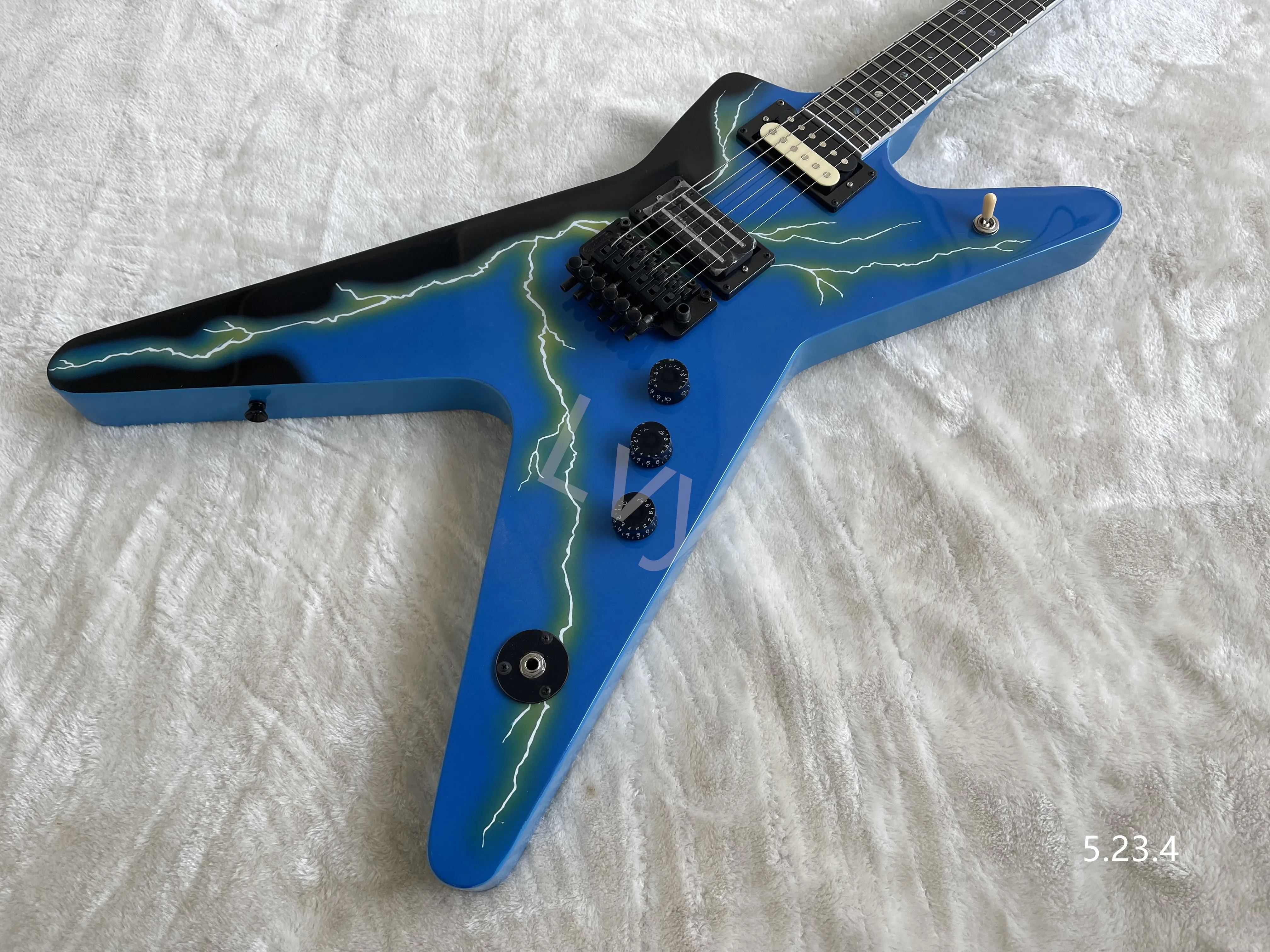フェンダージャパンストラトキャスター青メタリックブルーエレキギター  