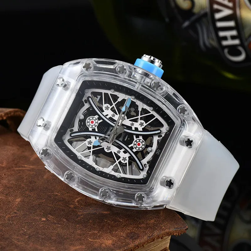 Transparent dial clearance wrist watch