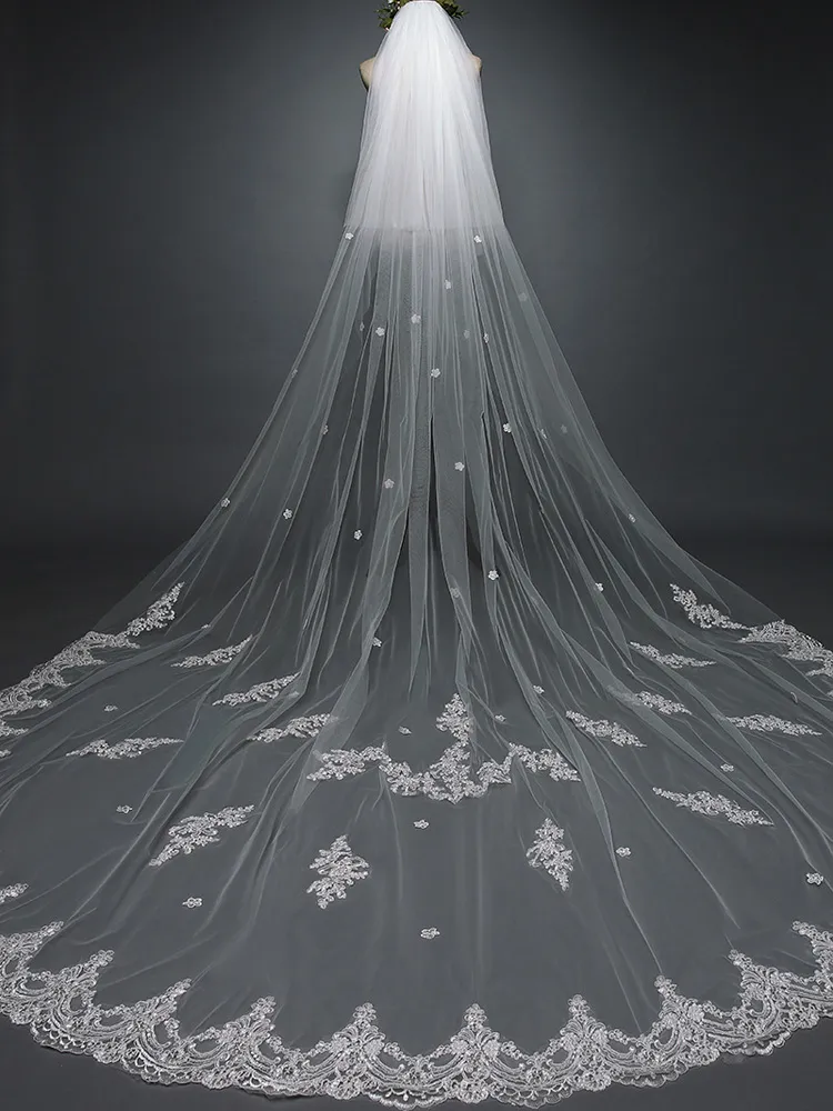 2023 Latest 3m Long Wedding Veils 2 Layer with Applique Bridal Veil Wedding Accessories