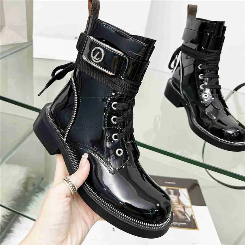 Lvity Beige Women Fashion Boots اللامعة Calfskin Dark Black Buckle Shoes Winter الكاحل Martin Sn Crossbody