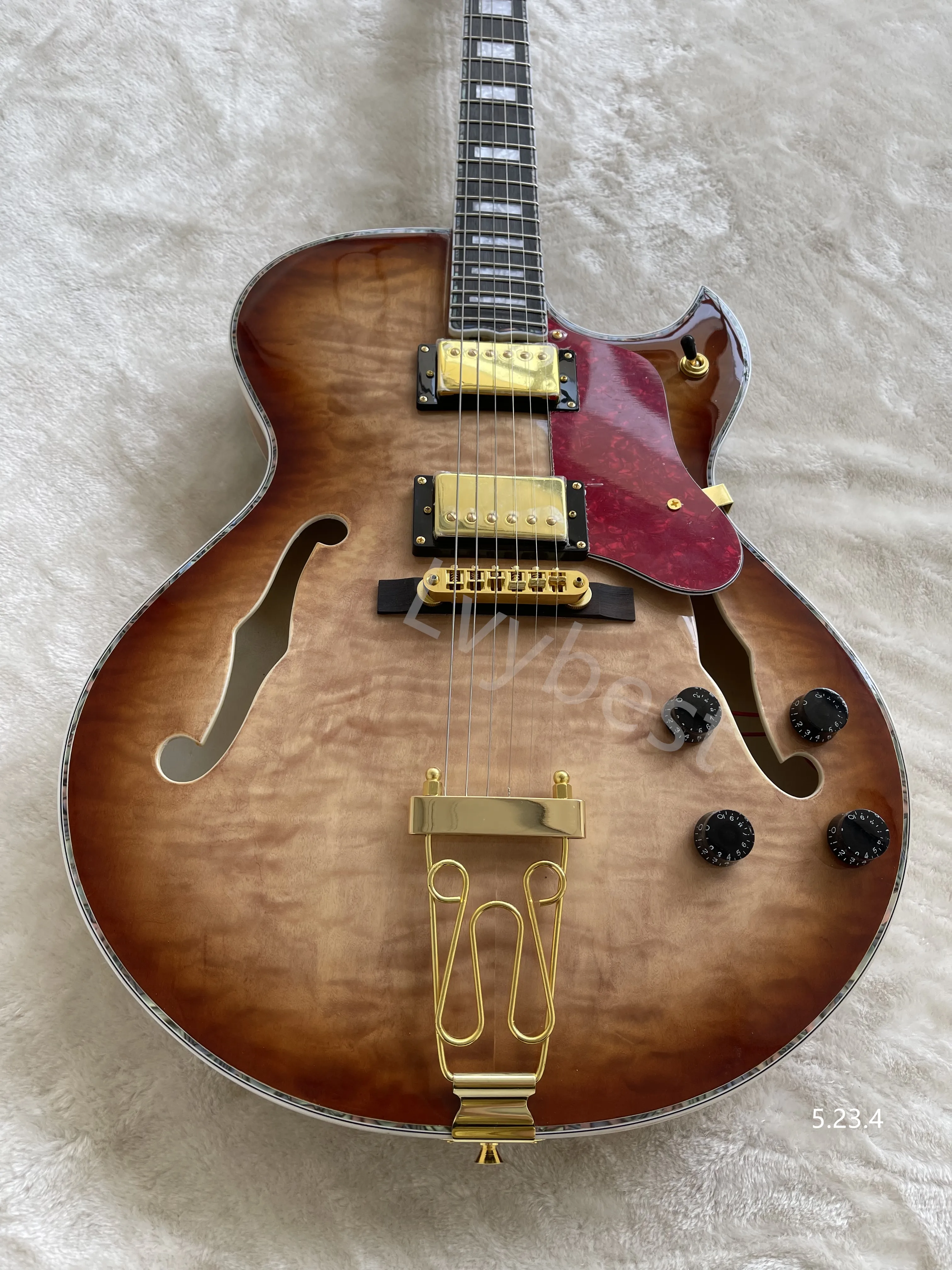Electric Guitar Thin Semi-Hollow Jazz F Holes Quilt Flame Top Tigerflame Back 5Pcs Maple Necks Gold Parts Red Tortoise Pickguard Electric Guitar Thin Semi-Hollow Jazz F Holes Quilt Flame Top Tigerflame Back 5Pcs Maple Necks Gold Parts Red Tortoise Pickguard