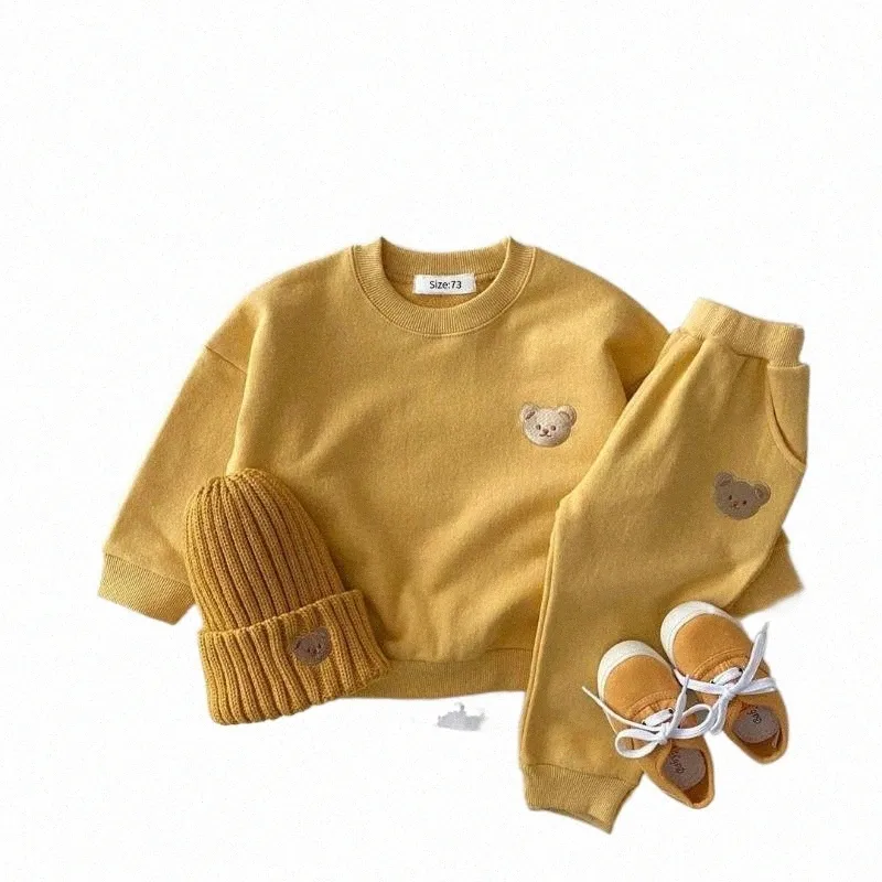 Barnkl￤derupps￤ttningar Sm￥barn Girls Clothes Outfits Baby Boy Tracksuit Cute Bear Head Brodery Sweatshirt and Pants 2pcs Sport Suit Fashion P8UW#