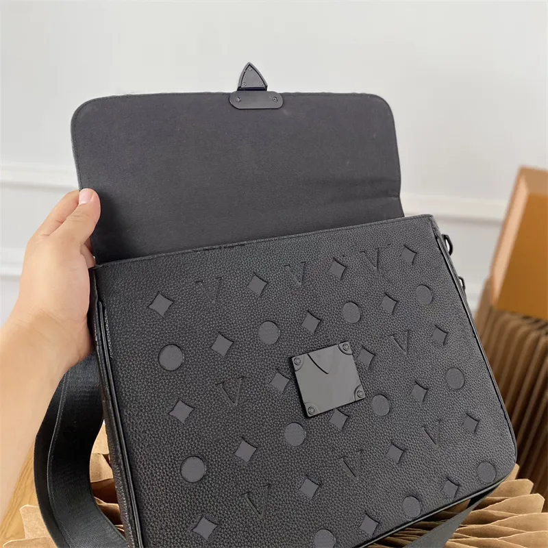 Designer Laptop Bag Men Briefcase Women Handbag Letter Fashion Leather Messengers Bags Brand Luxury Cross Body Bag2984