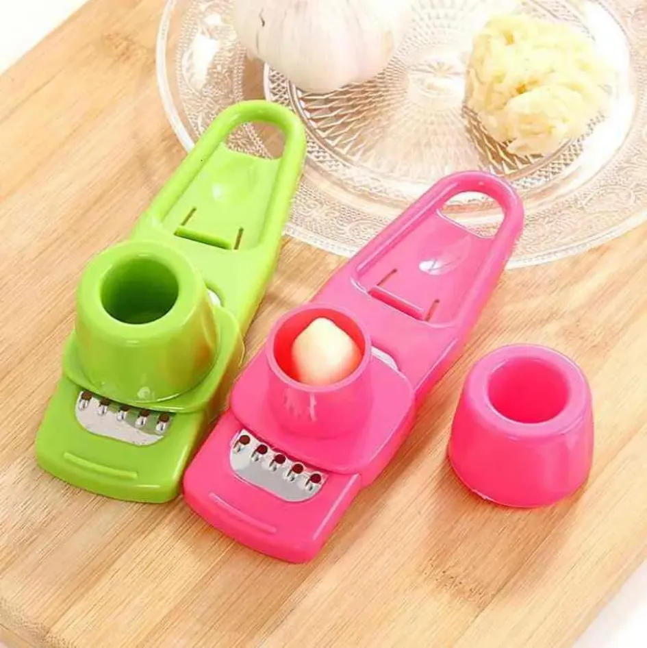 Abs Vitlök Press Peeler Rater Gater Ginger Vitlökslipning Grater Microplaner Planer Chopper Crush Slicer Kitchen Tools 2 Colors SS1205