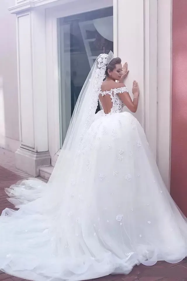 chinese dress ladies Charming Sweet Heart Beaded Wedding Dress, Honest Tulle A-Line Backles   Dairy Bridal