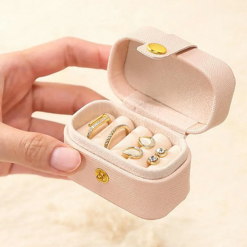 Kleine Draagbare Sieraden Opbergdoos PU Leer Reisorganisator Ring Oorbellen Mini Vitrine Houder Geschenkpakket