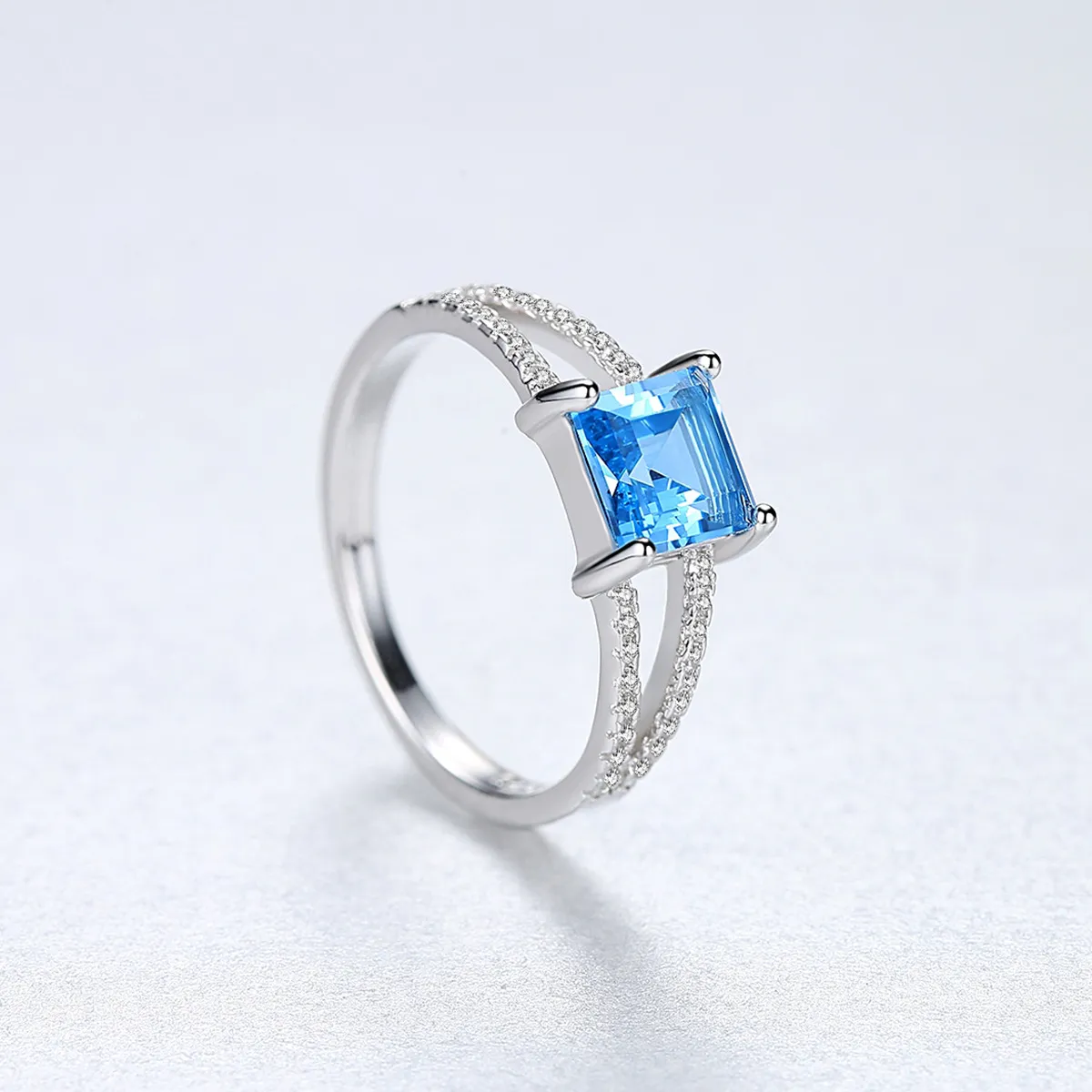 Luksusowa marka Sapphire Pierścień S925 srebrny, wysokiej klasy pierścionka Europa i amerykańska gorąca moda dla kobiet mikro cyrkon wykwintny pierścień urok Pierścień Walentynki Gift SPC
