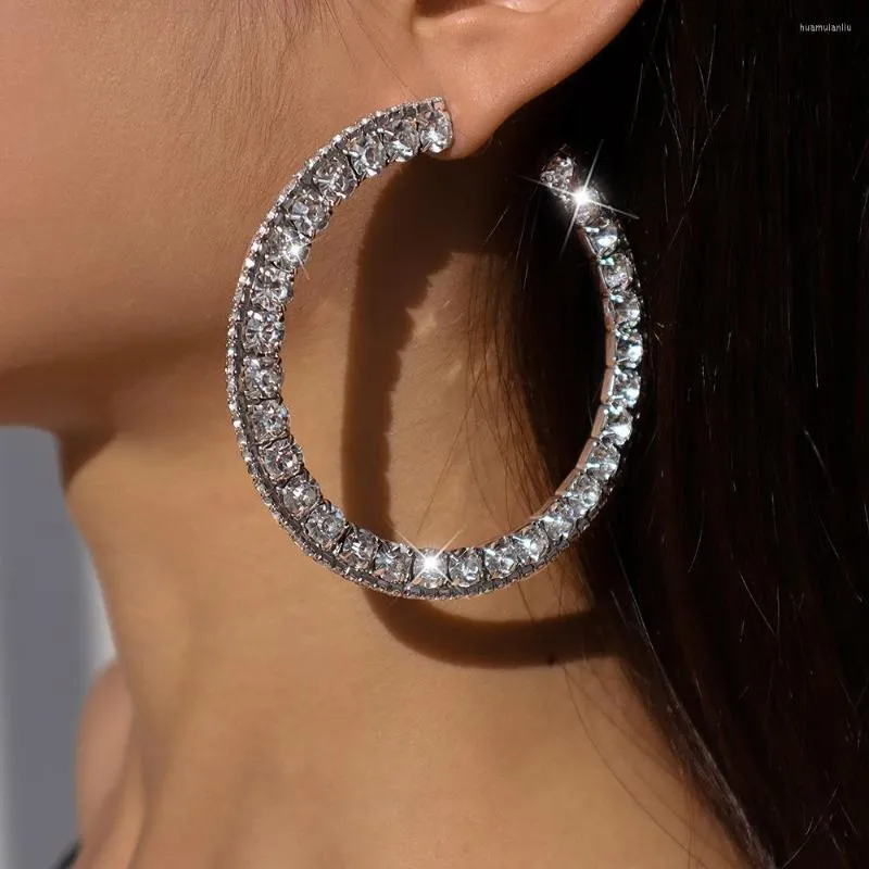 Kolczyki obręcze lśniący kolczyki krążkowe c -sosy dla kobiet złoty srebrny kolor luksusowy projekt 2022 mody biżuterii