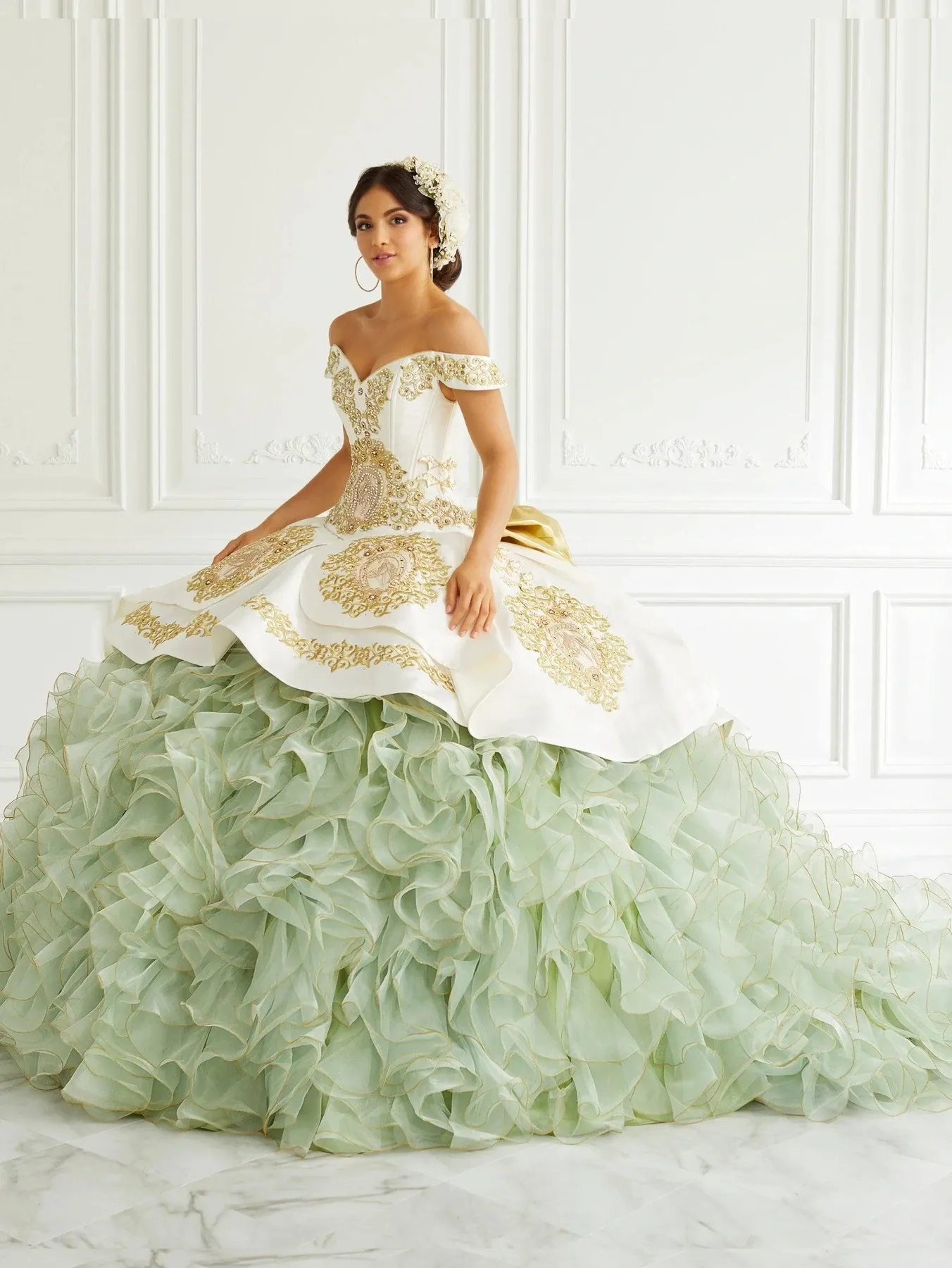 Vert sauge Charro Quinceanera Robes Hors Épaule Organza Appliques corset à lacets Bal Mexicain Sweet 16 Robes 15 Anos