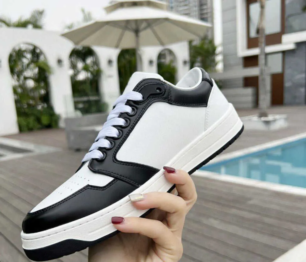 Kleidschuhe Marke Designer Design 2022 Sommer Farbanpassung Runder Kopf Low Top Flache kleine weiße Brettschuhe Gleicher Stil für Liebhaber Größe 35-45