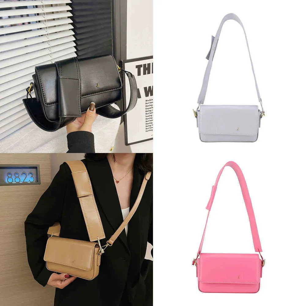 Borse da sera J Borse a spalla di lusso a mano Borsa a tracolla di design Moda femminile Borsa versatile piccola quadrata con bastoncino francese sotto le ascelle 11