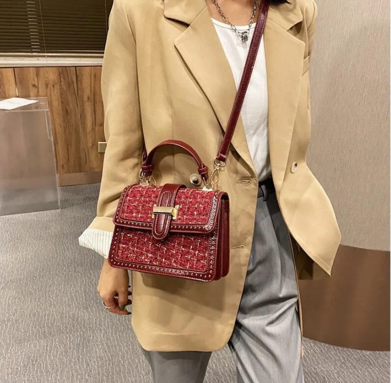 2023 Kobiety hobo torebki na ramiona damskie moda skórzana luksusowa mini vintage crossbody torebka torebka na torba