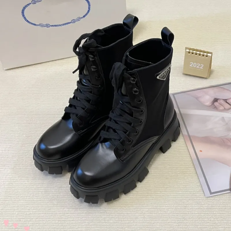 New Boots Black Ankle Biker chunky platform flats combat low heel lace-up triangle boots leather chains buckle women luxury designers shoes factory size 35-41