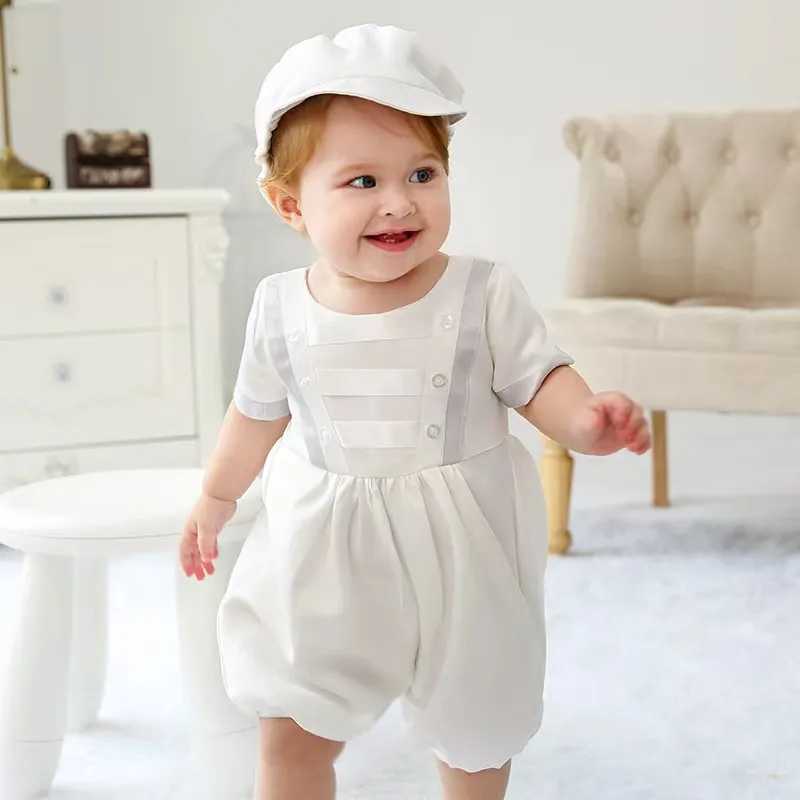 Baptism Dress Boys 'Baby Witte uit één stuk jurk met hoed twee sets van MQ6152