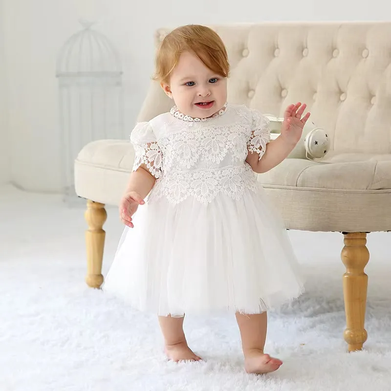 Erste Kommunionkleider europäische Baptistenkleid Mädchen Geburtstag Prinzessin Kurzarm Spitze Satin MQ6150