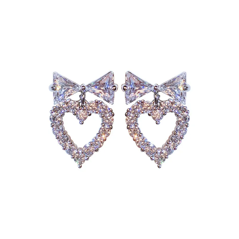 Serce 925 Srebrne kolczyki na uszach dla kobiet urocza dziewczyna Wedding Fashion 5A CZ Stone Travel Biżuteria Prezent
