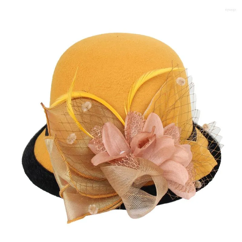 Berets Autumn Winter Fedoras Hat For Women Elegant Vintage 3D Flower Wool Ladies Dome Felt Wedding Jazz Cap Female Bowler