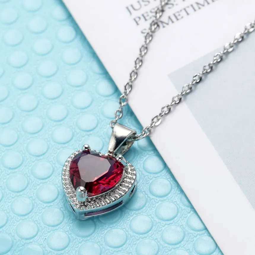 UPDATE Red Diamond Heart Pendant Necklace Stainelss Steel Chain Women Girls Necklaces Red Green Crystal Fashion Jewelry gift