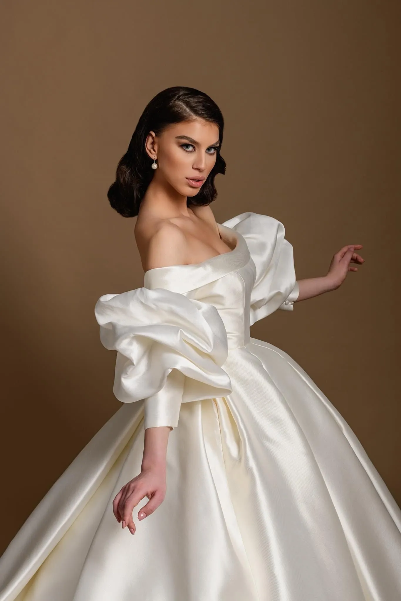 silk puffy wedding dress Simple Ball Gown Silk Taffeta Wedding Dress