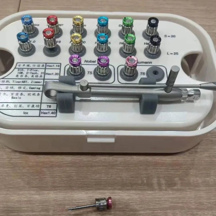 Pièce à main dentaire, outils universels de réparation d'implants dentaires, Kit de 16 tournevis et clé dynamométrique