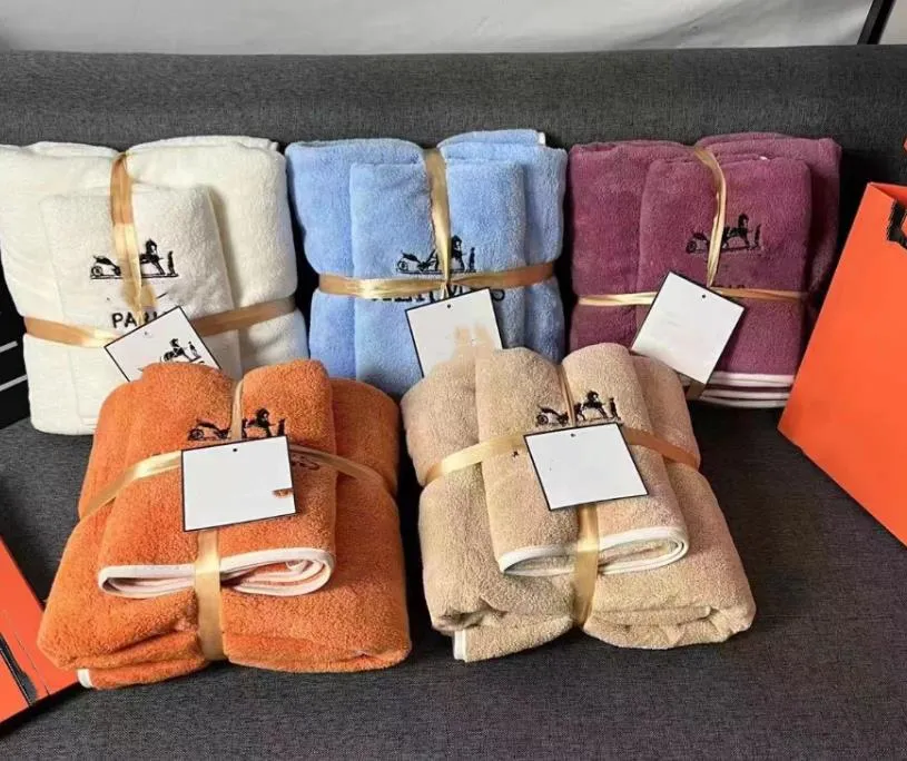 Fashion Bath Towel Set Coral Velvet Designer Towel Letter Face Towels Luxury Absorbent Men Womens Wash Cloths Towels From 14 61 DHgate