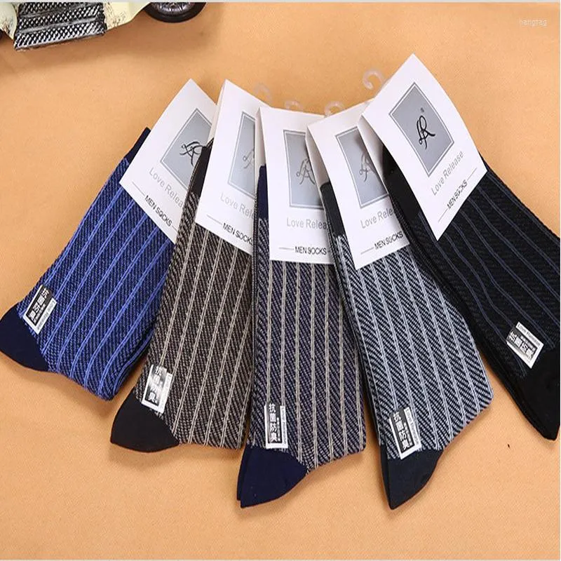 Chaussettes pour hommes 5pcs / lot hiver coton mâle bande hommes commerciaux thermiques