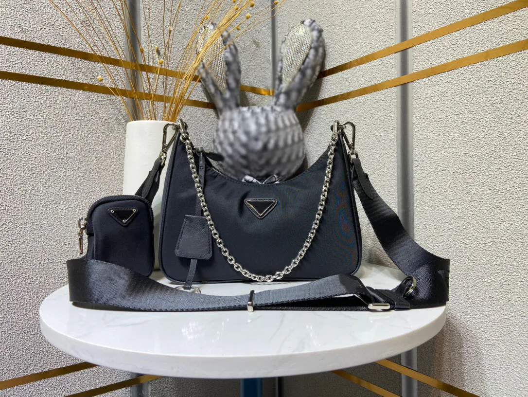 セール3ピースマンレディースルクサスデザイナーバッグ高品質のハンドバッグCleo Hobo Purses Nylon Chain Lady Handbag Crossbody Shoulder Wholesale Totesファッションバッグ