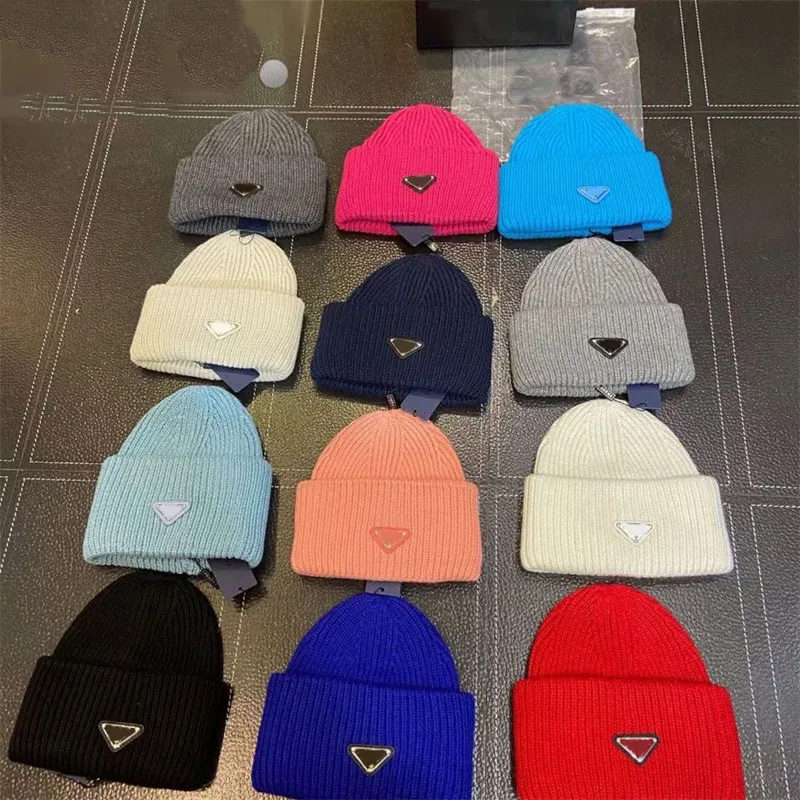 Cappello invernale berretti firmati berretto da uomo cappelli di lusso lettere caduta testa di uomo di lana caldo cappello da sci sport morbido lavorato a maglia gorro bianco cofano termico homme