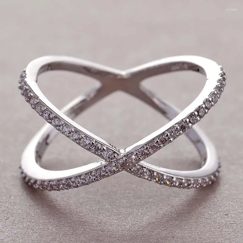 Обручальные кольца Простые и щедрые кросс-инкрустированные бриллиантовые медные кольцо модная улица Пэтс Высококачественные ювелирные подарки