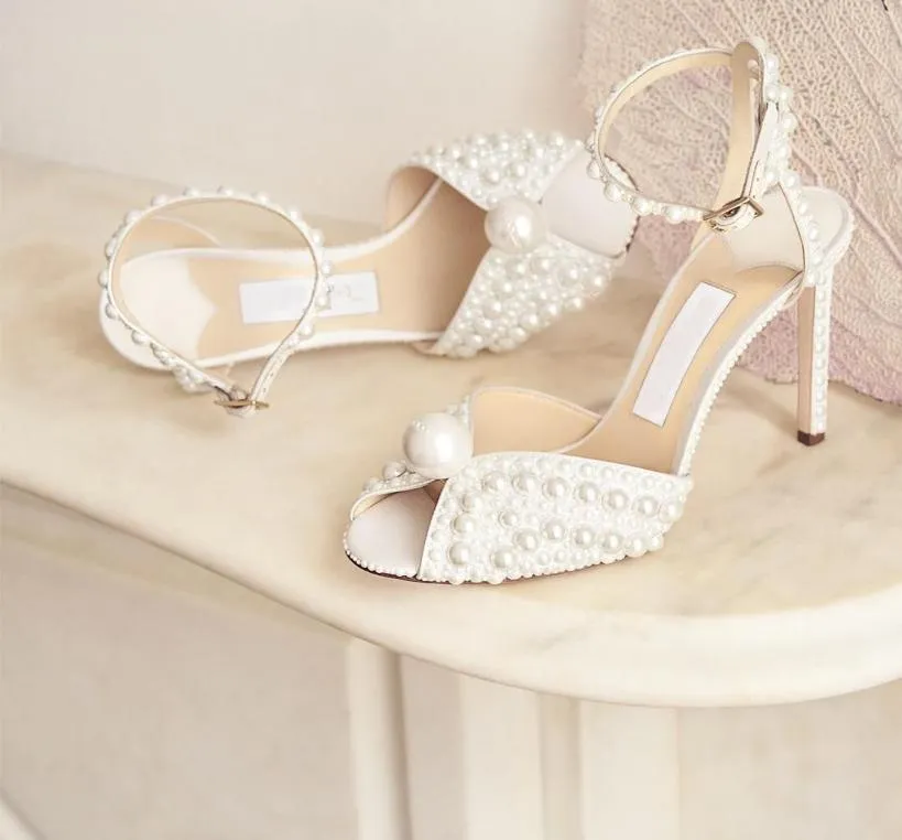 Kvinnor bröllopsklänning brudskor vit satinplattform sandaler med allover pärla utsmyckning sandal hög häl plattformar chunky h8077385