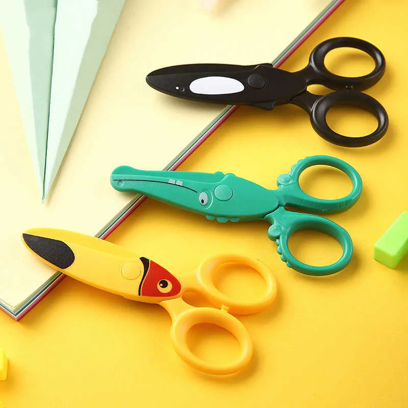 1pcs Safety Scissor Cute Cartoon Plastic Knife Cutter for Kids DIY Paper Handwork Art Office School Student A7231