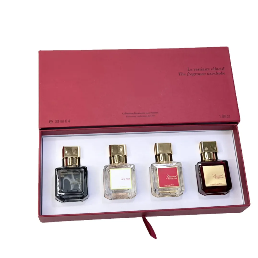 Doft 30 ml parfymkvinnor Set 4-styckd kostym Lady Charmig blommig lukt EDP Counter Edit 86