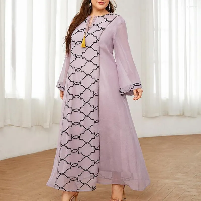 Plus size jurken 2022 Modejurk Vrouwelijke polyester Spring V Nek Winter Vrouwen Casual Abaya Vertraging Kledingavondfeestje