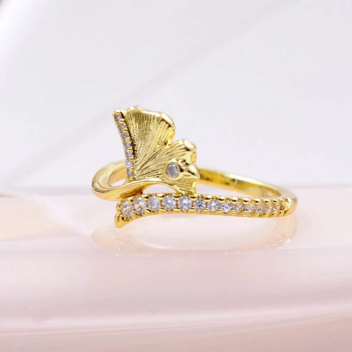 Shine Gold Late Ginkgo Leaf Ring Fit Pandora Jewelry Объединение свадьбы любители моды для женщин кольцо