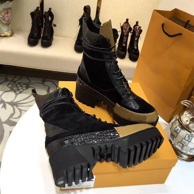 Overcloud platform deals desert boot