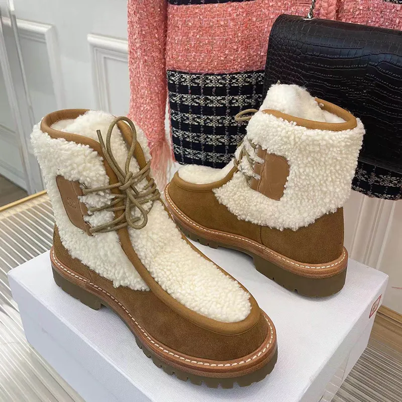 2022 designer Luxury Hairy ankle boots women classic Autumn winter Spliced wool cold protection casual shoes lady Vintage triumphal arch thick bottom Martin boots
