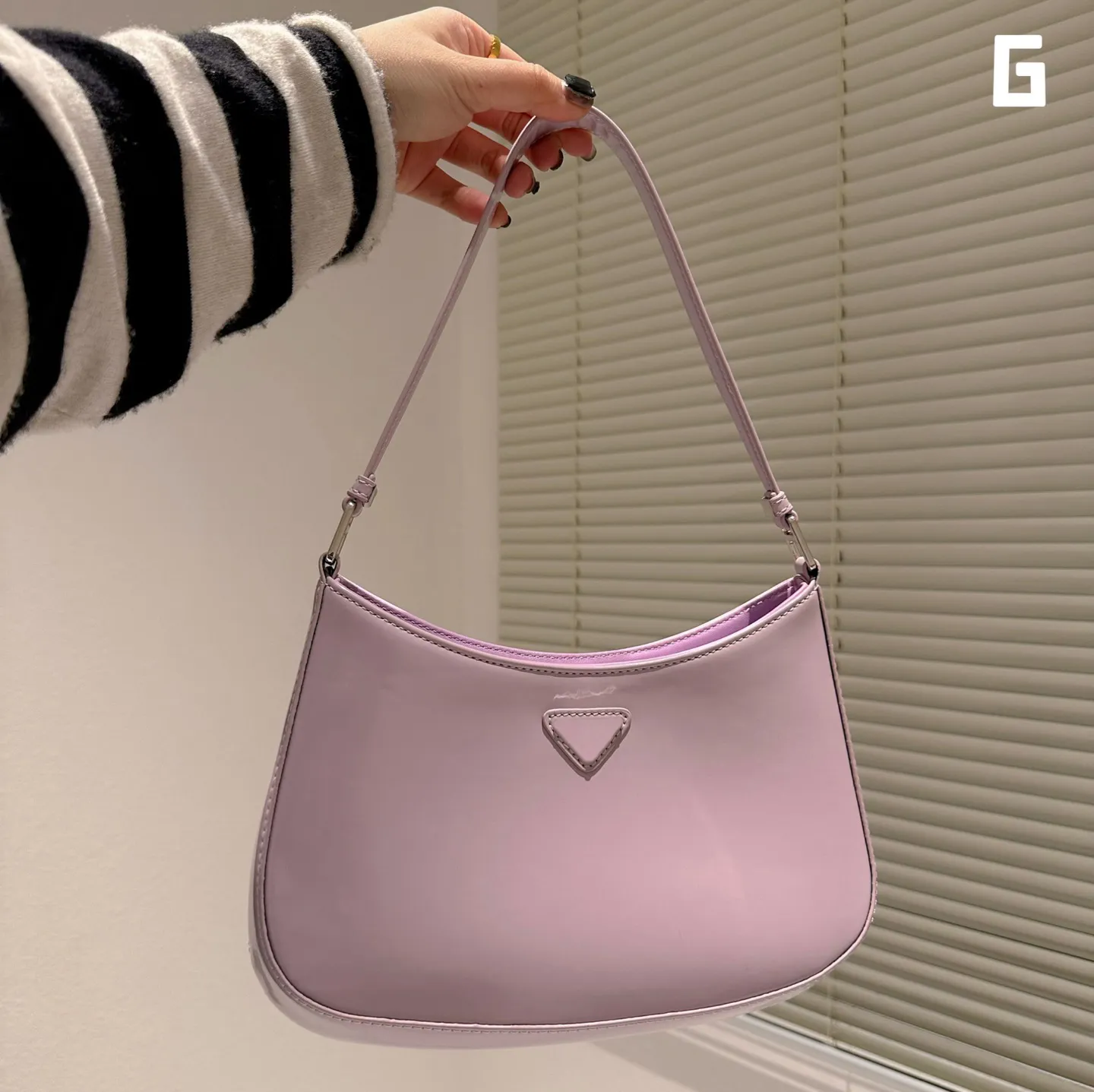 حقيبة Cleo Hobo Bag Womens مصممين حقائب اليد Sacoche Pochette Luxury Leather Counter Bag Bage Lady Underarm Messenger Vintage Pink White Green