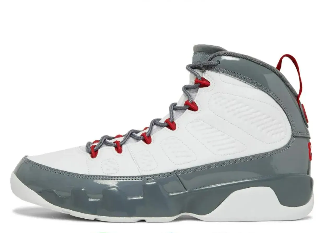 Size 9 men's basketball shoes top