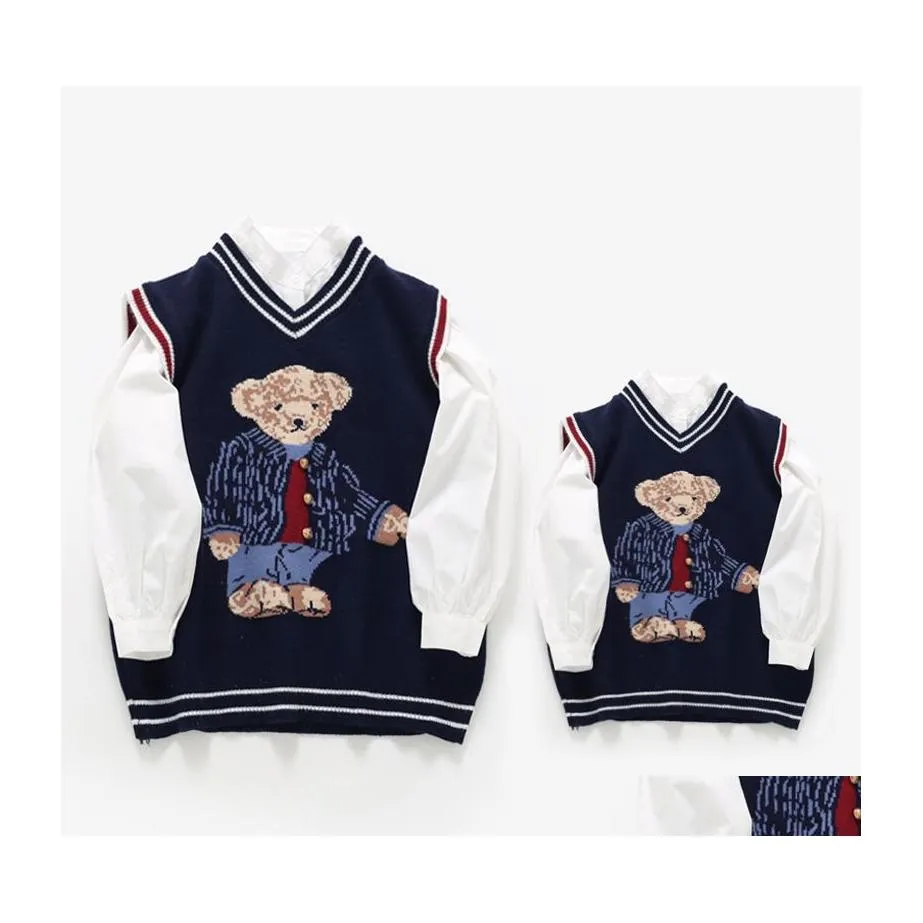 Family Matching Outfits Autumn Parent Child Vest Sweater For Kids Bear Knit Top Dad Mom And Son Daughter Christmas Knitted Cardigan Dhpoa