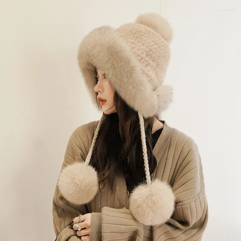 Boinas de invierno sombreros reales Lady Bomber Hat Natural para mujer forro de punto tejido a mano moda cálido pompón