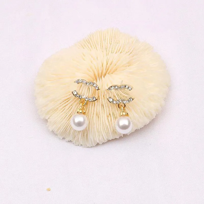 Gold Plated Designers Brand Earrings 18K Designer Letter Ear Stud Women Crystal Pearl Geometric Earring For Wedding Party Jewerlry